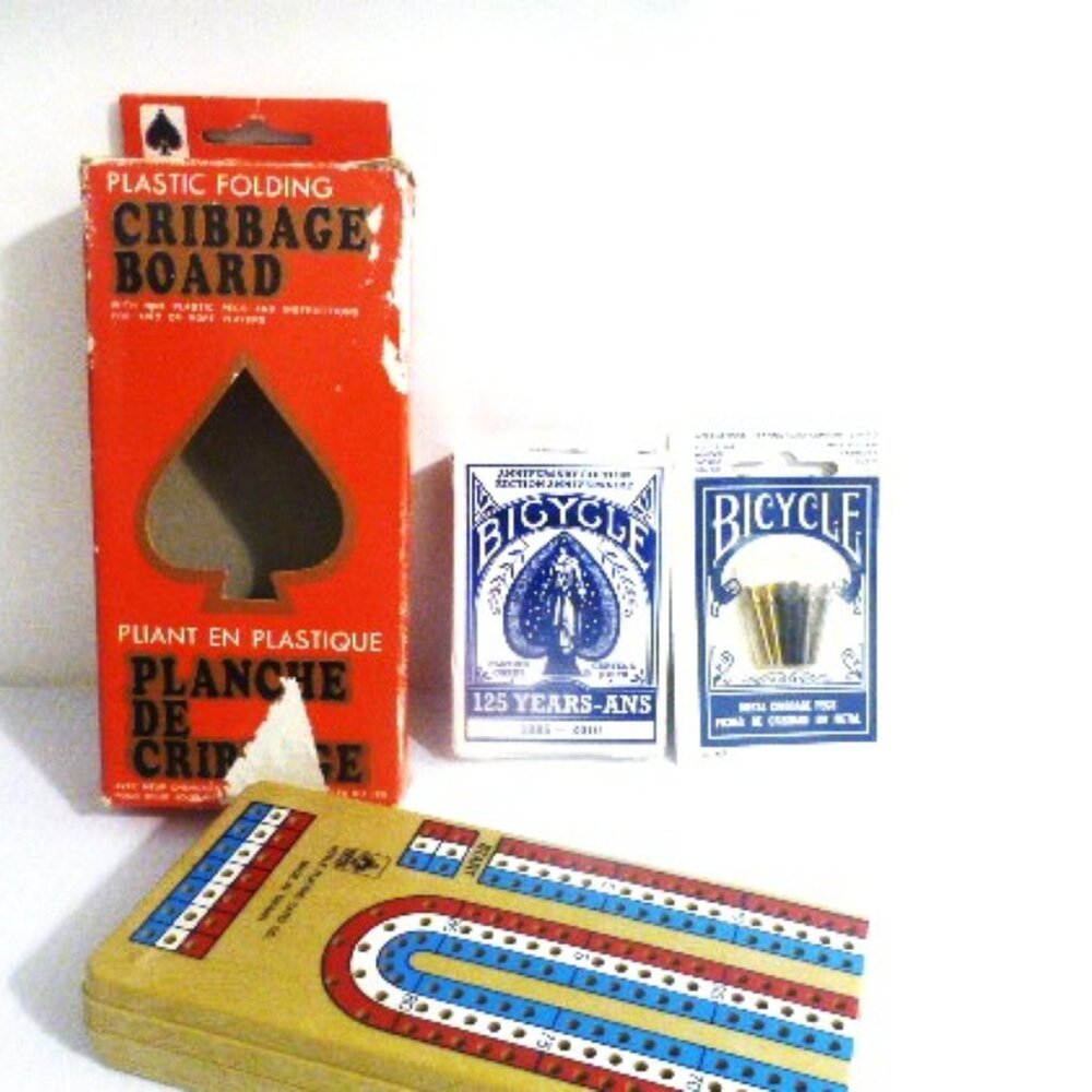 Hoyle Vintage CRIBBAGE BOARD w/ NEW Cards & Metal Cribbage Pegs Card Game Crib
